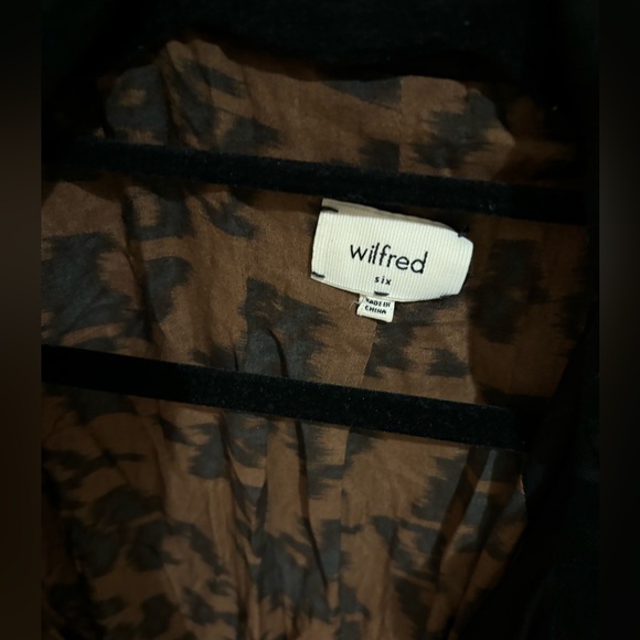 Quilted Wilfred Aritzia Marquis Jacket - Size 6 - Black - Picture 4 of 6